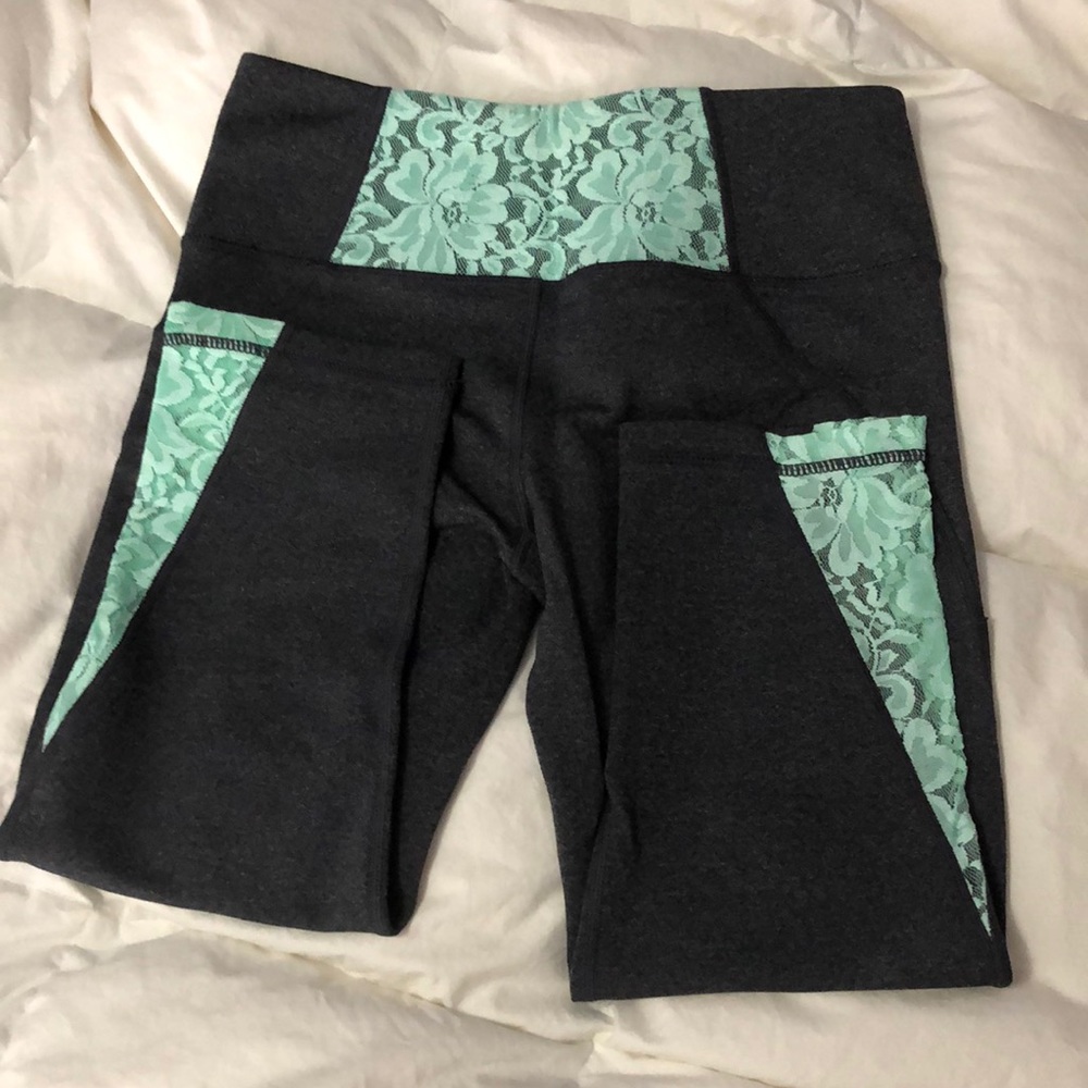 Glyder Crop Legging